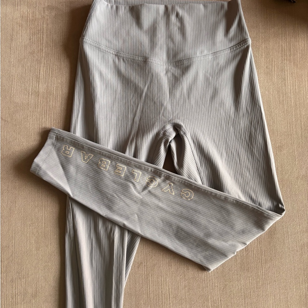 Cyclebar Gray High-Waisted Leggings with Seamless Waistband